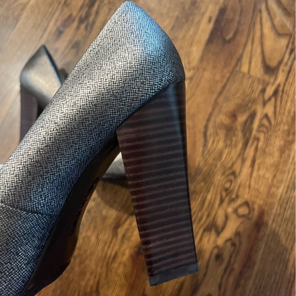 Calvin Klein Elita Stacked Heel Pump Metallic Silver - Picture 7 of 12